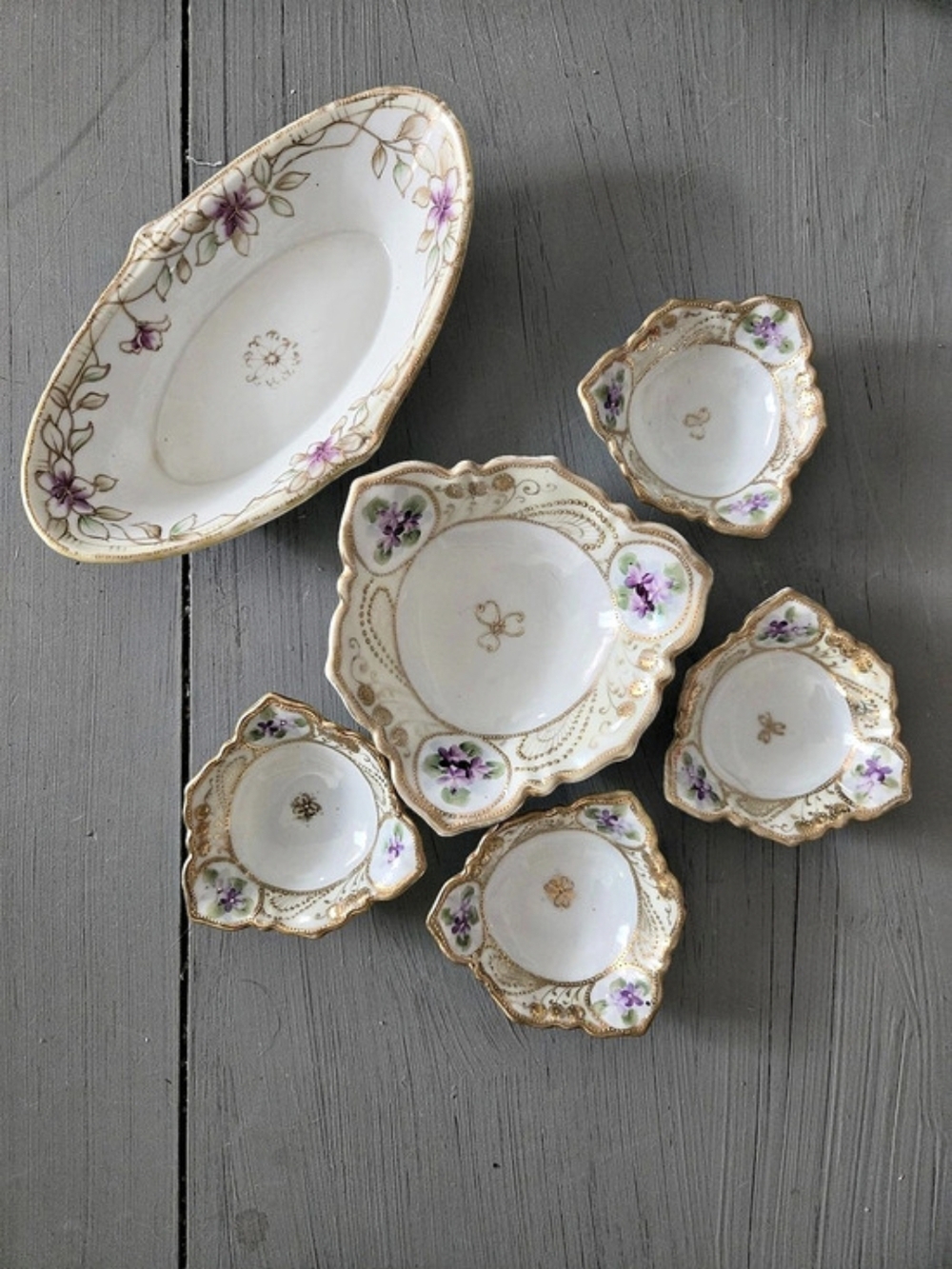 Noritake Floral Porcelain Dinnerware Set White Purple